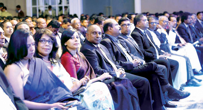 Chief Guest Aravinda de Silva, his wife with officials from ANCL and other guests Dharisha Bastians (Editor in Chief Sunday Observer), Umar Rajamanthri (Director ANCL), P.G. Kumarasinghe (Chairman SLT, Mobitel), Krishantha Cooray (Chairman ANCL)and Nalin Perera (CEO Mobitel)