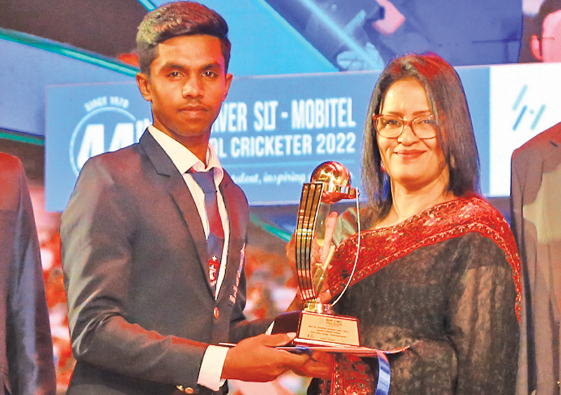 The Best All Rounder Division Three Tier B- Savindu Heshan Perera of Maris Stella College Thimbirigaskatuwa receiving the coveted award from Company Secretary ANCL Sudharshani  Hewawasam