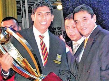 Umesh Karunaratne - first cricketer from Thurstan College to win the Observer SLT Mobitel School Cricketer of the Year in 2008